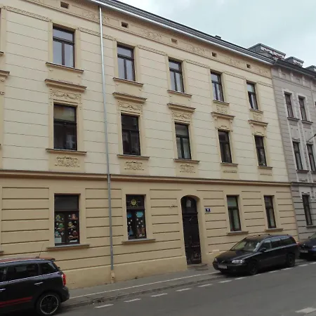 Apartment Lenartowicza *